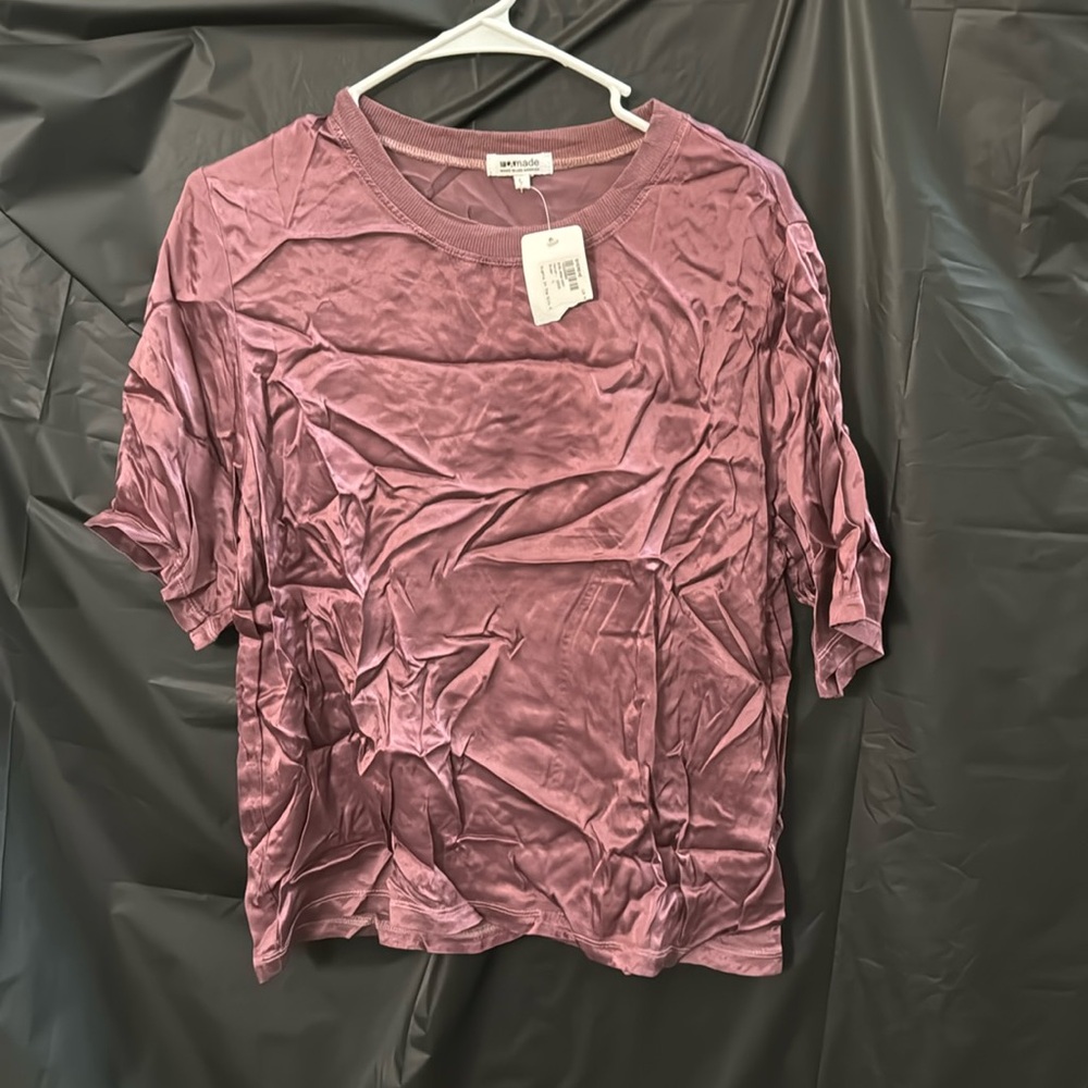 Silly burgundy crewneck t shirt